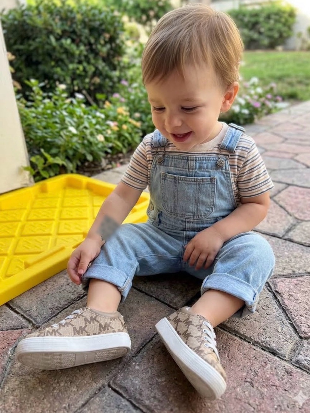 Michael Kors Kids Beige/Brown MK Logo Sneakers